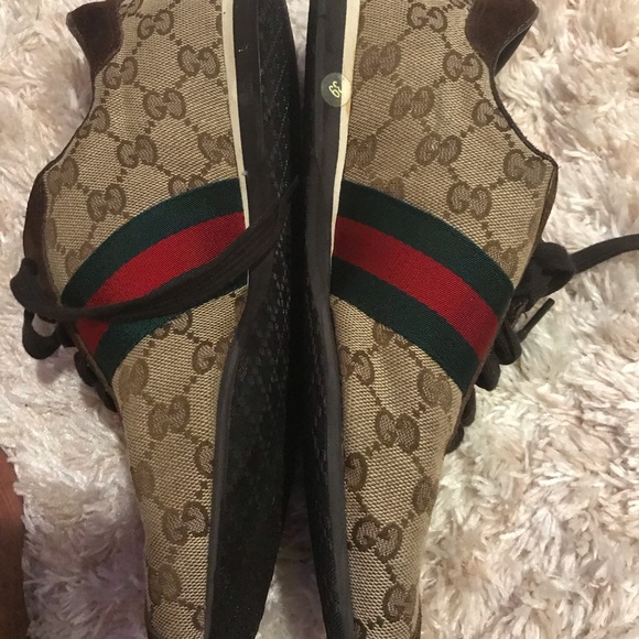 Gucci sneakers n pocketbook in good condition - Picture 7 of 8
